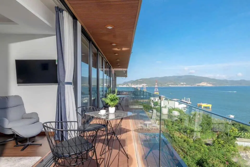 anh nguyen oceanfront horizon 8