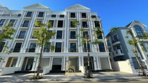ban nha pho vinhome grand park 4