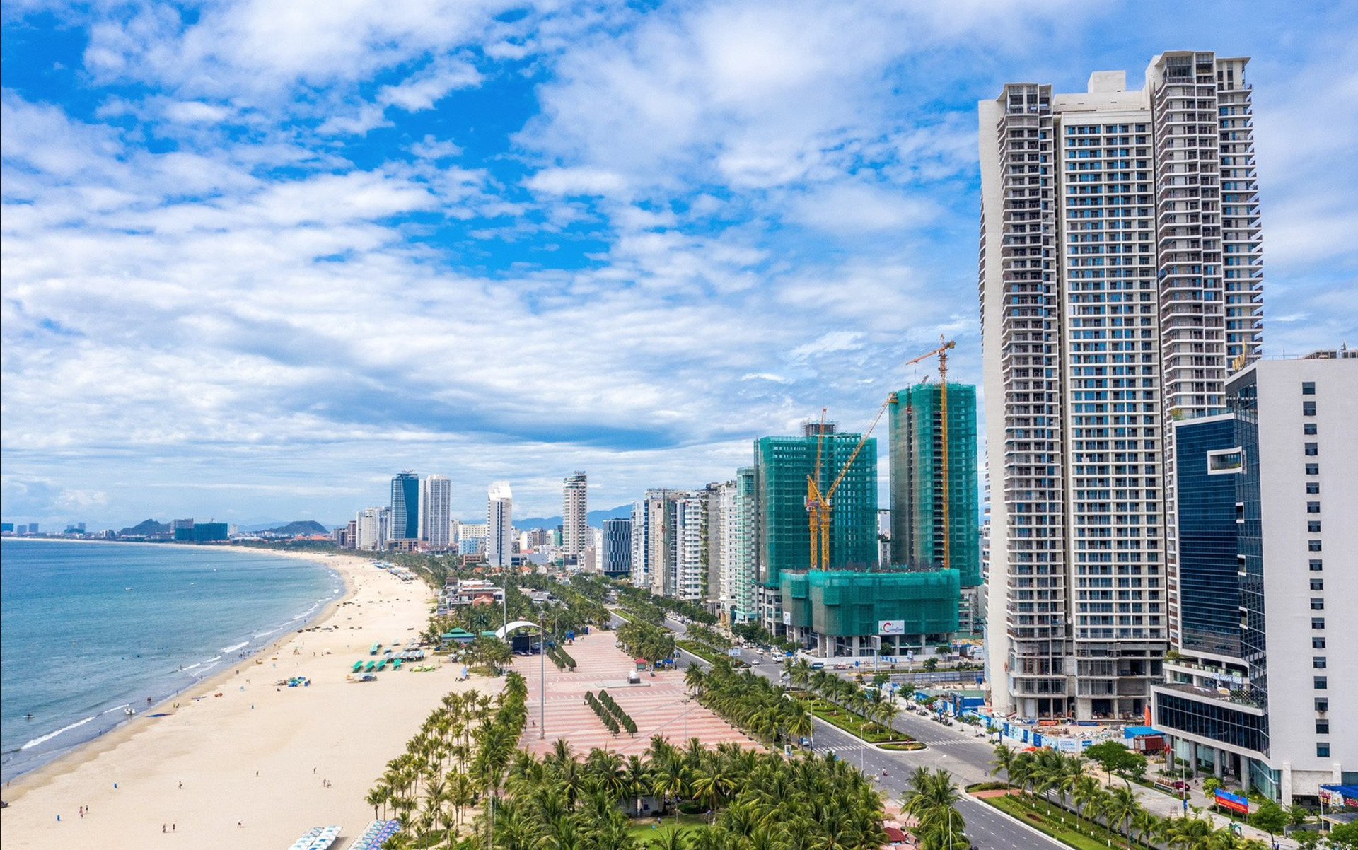 Condotel là gì? Quy định pháp lý hiện tại