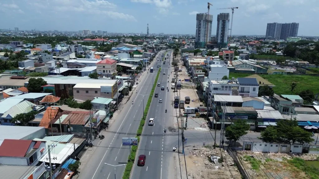 Mở rộng Quốc Lộ 13