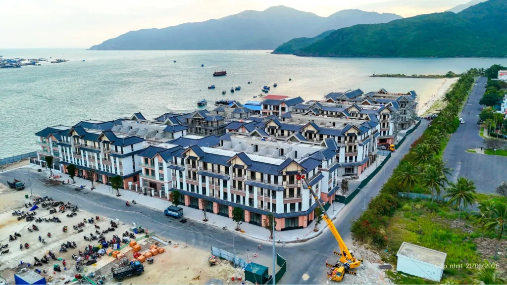 Vinhomes Pearl Bay Phú Quý Nha Trang đang xây dựng