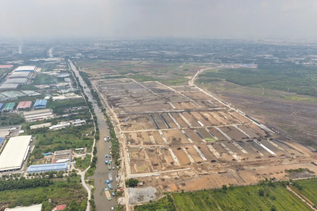 vinhomes hóc môn tiến độ