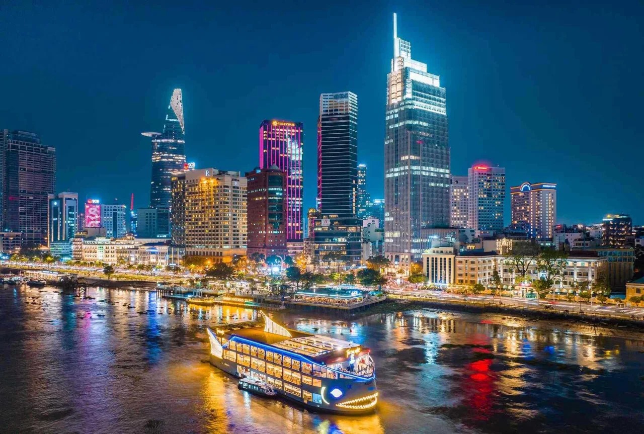 du lịch sông sài gòn bằng du thuyền